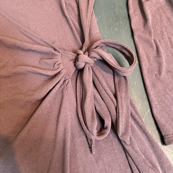 NWT H &M Divided Brown Wrap Dress. Size XXL - Picture 5 of 7